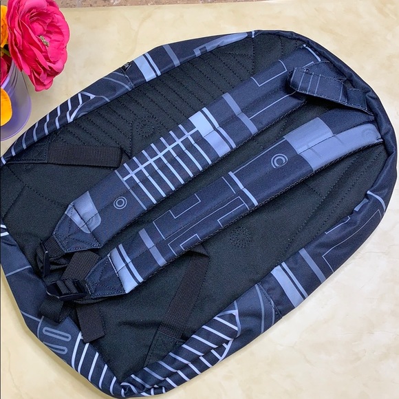 NWT Loungefly Star Wars BB-9E Backpack - Picture 6 of 8